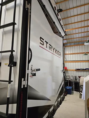 2022 CRUISER RV CORP STRYKER photo 2