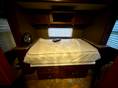 2016 THOR MOTOR COACH AXIS photo 16