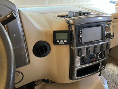 2016 THOR MOTOR COACH AXIS photo 14
