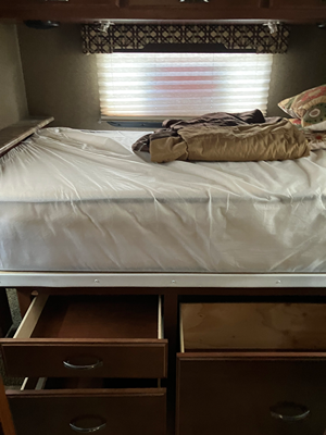 2016 THOR MOTOR COACH AXIS photo 10