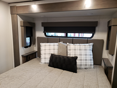 2022 ALLIANCE RV VALOR photo 20