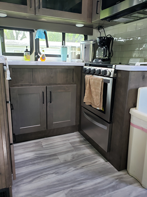 2022 ALLIANCE RV VALOR photo 7
