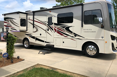 2021 HOLIDAY RAMBLER INVICTA photo 17