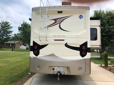 2021 HOLIDAY RAMBLER INVICTA photo 16