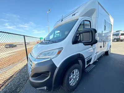 2027 Winnebago Elora photo 6