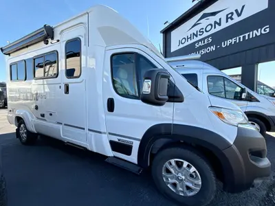 2027 Winnebago Elora photo 10