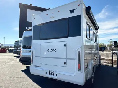 2027 Winnebago Elora photo 8