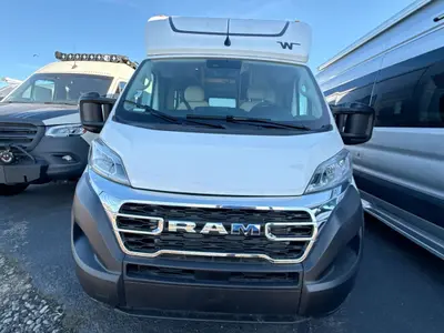 2027 Winnebago Elora photo 3