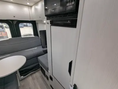 2024 Pleasure Way Ascent photo 30