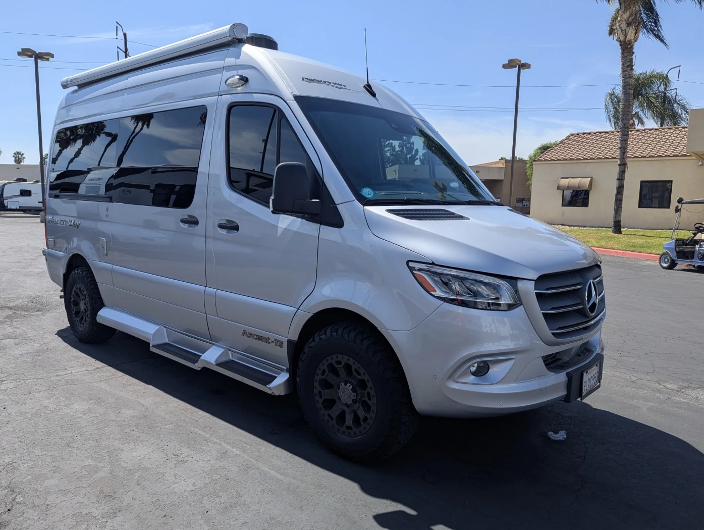 2024 Pleasure Way Ascent exterior