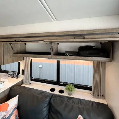 2025 Winnebago Sunstar photo 41