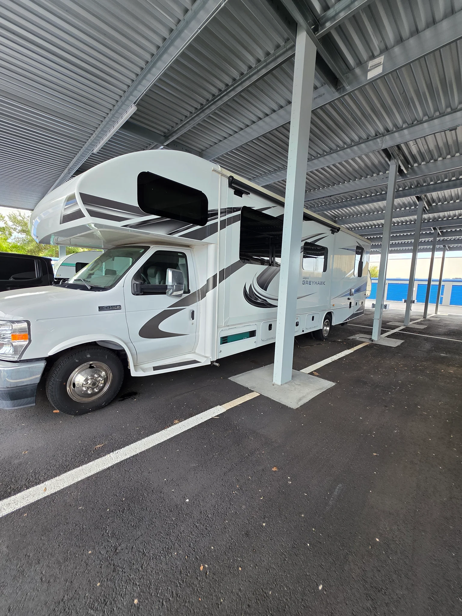 2021 JAYCO GREYHAWK exterior