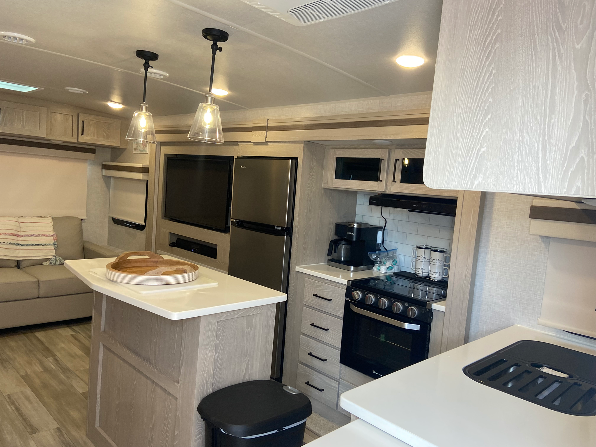 2023 FOREST RIVER ROCKWOOD ULTRA LITE exterior