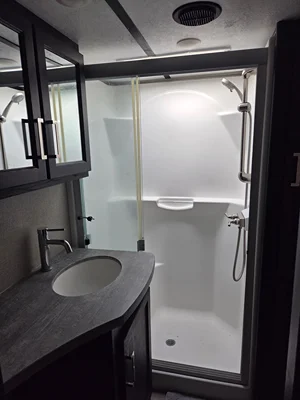 2019 KEYSTONE FUZION photo 29