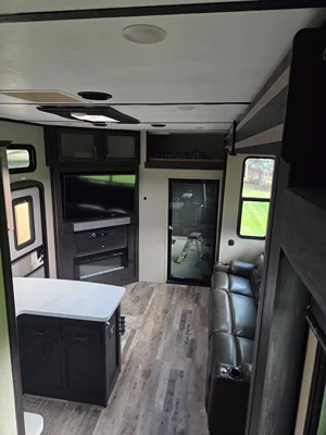 2019 KEYSTONE FUZION photo 28