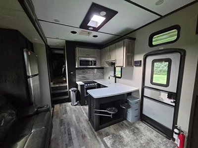 2019 KEYSTONE FUZION photo 24