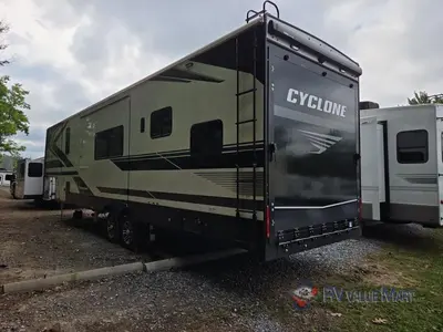 2026 Heartland Cyclone photo 4