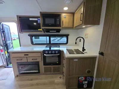 2027 Forest River Flagstaff Micro Lite photo 12