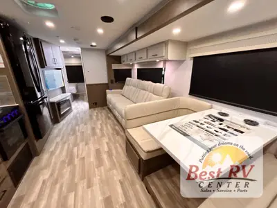 2027 Forest River Georgetown 5 Series photo 18