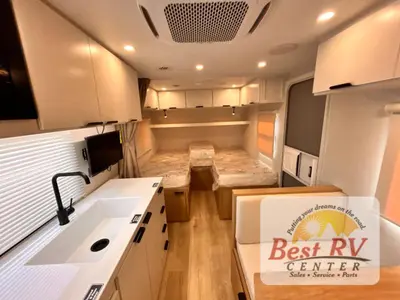 2027 Winnebago Micro Minnie photo 38