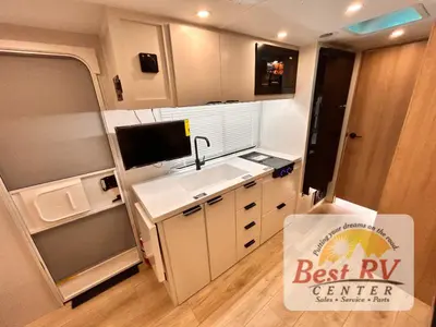 2027 Winnebago Micro Minnie photo 23