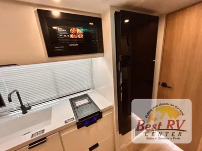 2027 Winnebago Micro Minnie photo 32