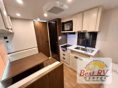 2027 Winnebago Access photo 11