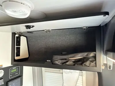 2027 Winnebago Revel photo 33