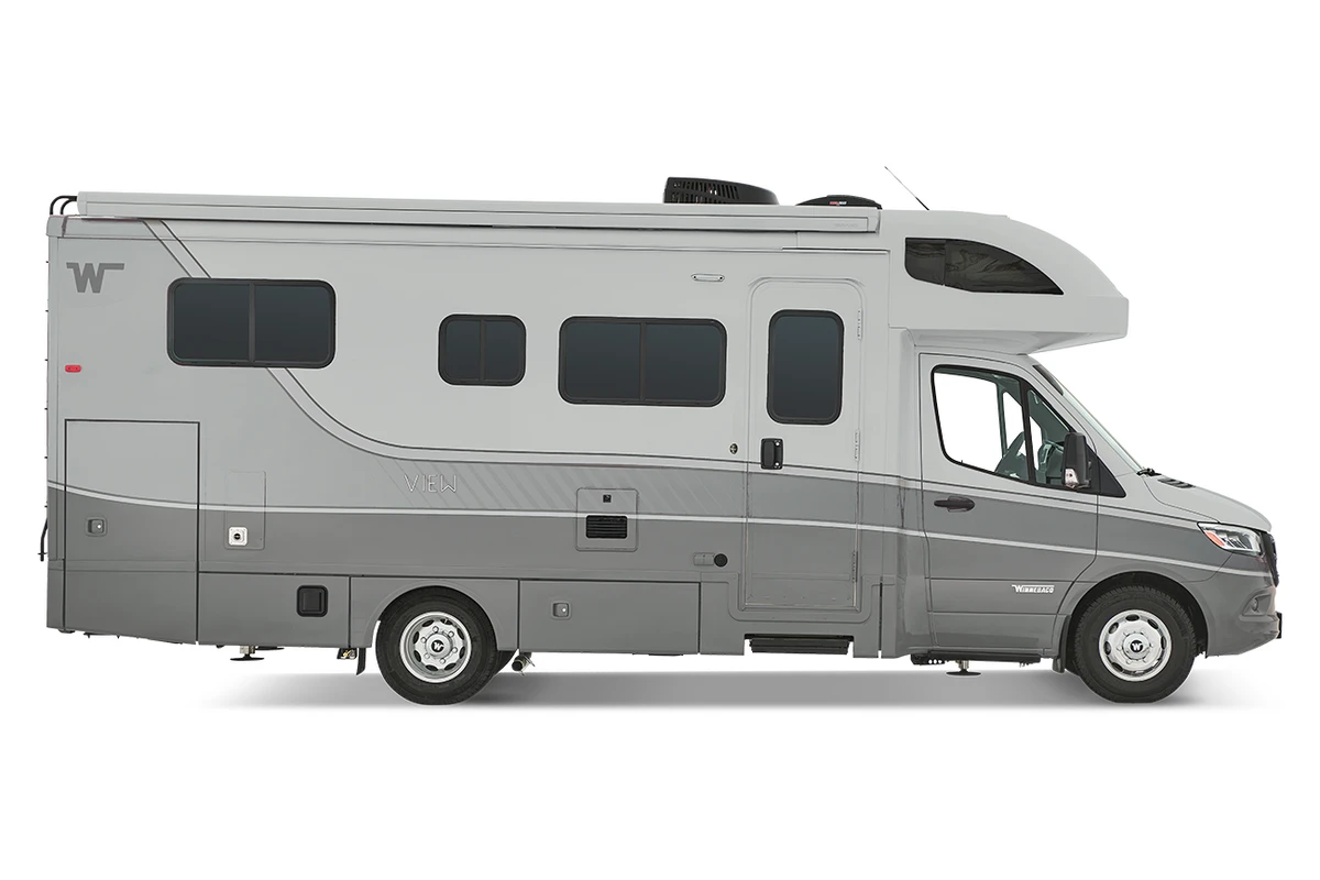 2027 Winnebago Navion exterior