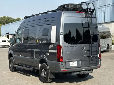2027 Winnebago Revel photo 7
