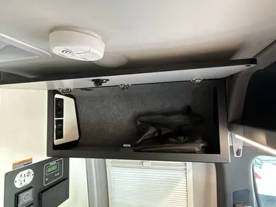 2027 Winnebago Revel photo 35