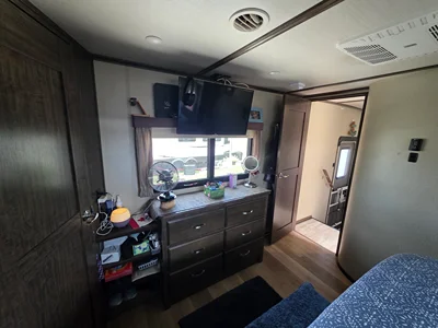 2018 GRAND DESIGN SOLITUDE photo 15