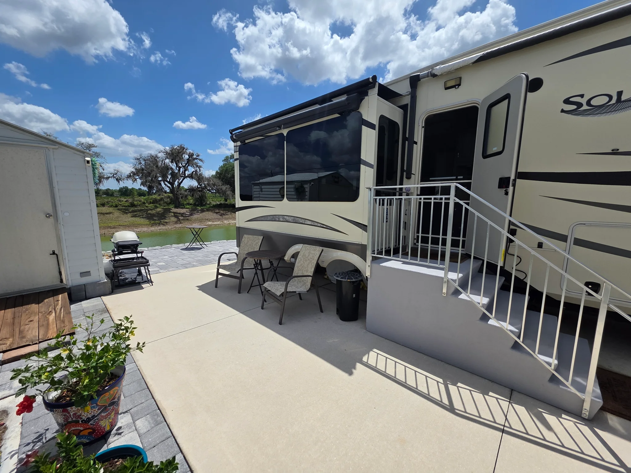 2018 GRAND DESIGN SOLITUDE exterior