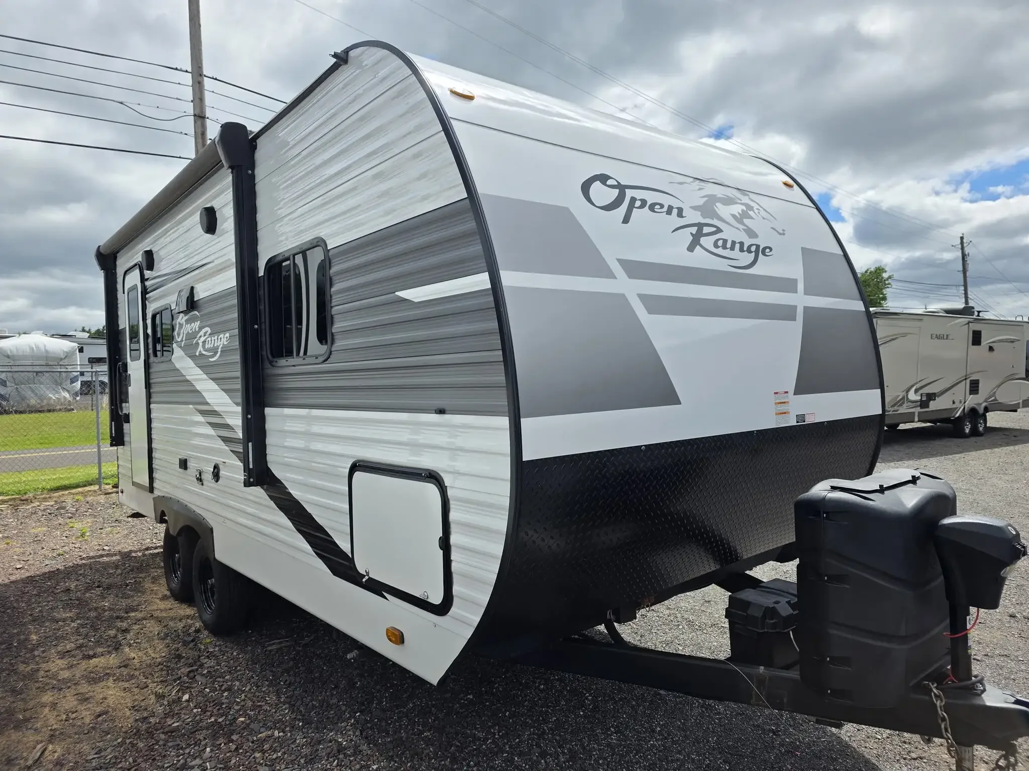 2023 Highland Ridge Open Range Conventional 20FBS exterior