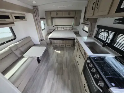 2024 Forest River Rockwood Mini Lite 2109S photo 7