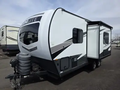 2024 Forest River Rockwood Mini Lite 2109S photo 2