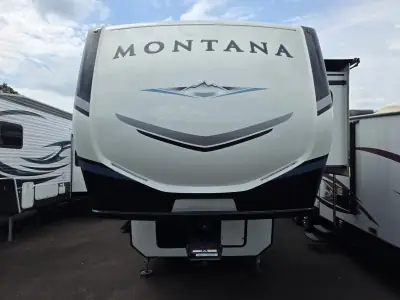 2021 Keystone Montana 3121RL photo 3