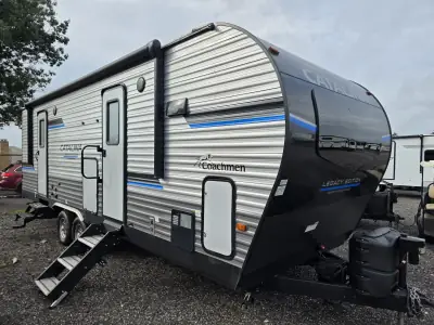 2023 Coachmen Catalina Legacy Edition 263FKDS