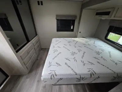 2023 Coachmen Catalina Legacy Edition 263FKDS photo 16