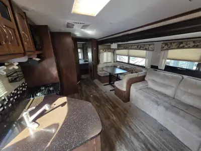 2017 Jayco White Hawk 31BHBS photo 7