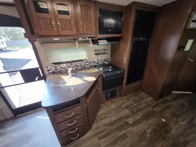 2017 Jayco White Hawk 31BHBS photo 11
