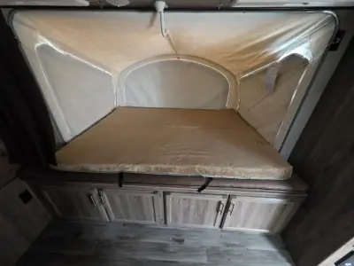 2018 Jayco Jay Feather EXP 23F photo 14