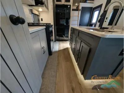 2026 Forest River Puma Vista 420LFT photo 15