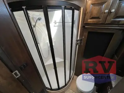 2016 Tiffin Motorhomes Allegro RED 33 AA photo 14