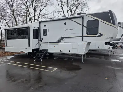 2026 Keystone Cougar 316RLS photo 2