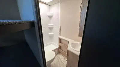 2019 Surveyor By Forest River Surveyor Legend 240BHLE photo 25