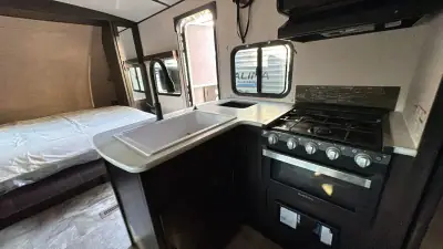 2019 Surveyor By Forest River Surveyor Legend 240BHLE photo 19