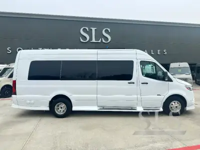 2026 Midwest Automotive Designs G55 9 Passenger photo 2