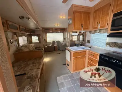 2005 Keystone Mountaineer 328RLS photo 12