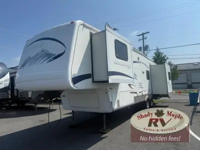2005 Keystone Mountaineer 328RLS photo 10